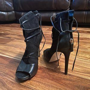 Black Guess Zip Heel Booties